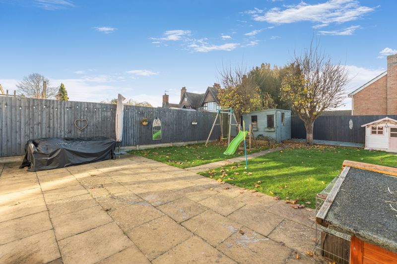 Molyneux Drive Bodicote